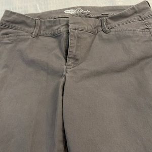 Old Navy Pixie. Gray jeans size 4 Regular. Gently worn.
